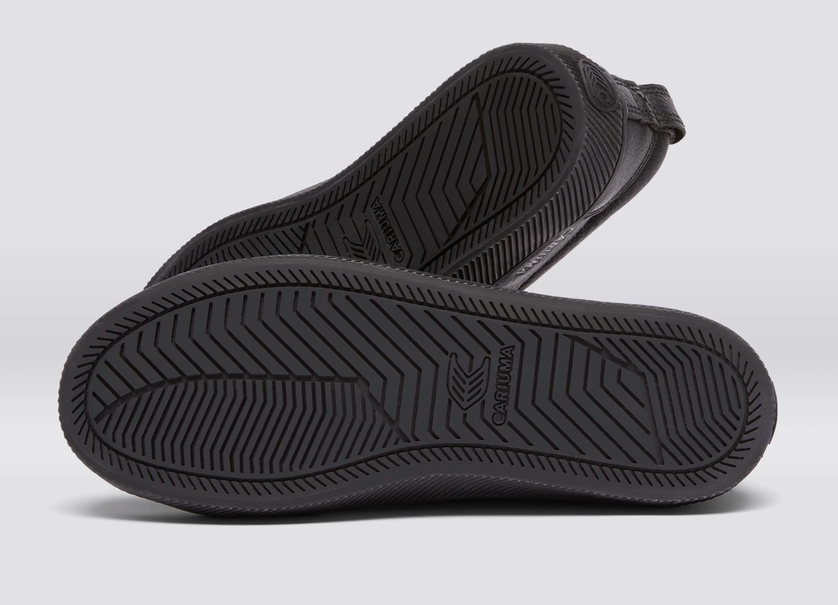 OCA Low Pebbled Leather Black